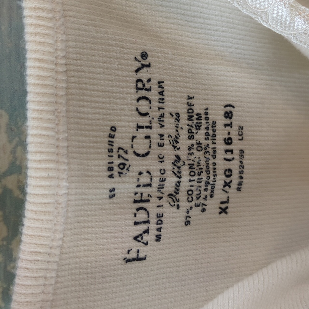 Faded Glory Cream Ribbed Cami - Picture 3 of 5